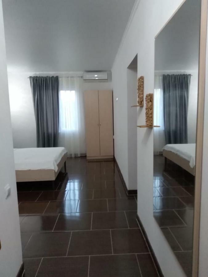 גודאותה Hotel 777 מראה חיצוני תמונה